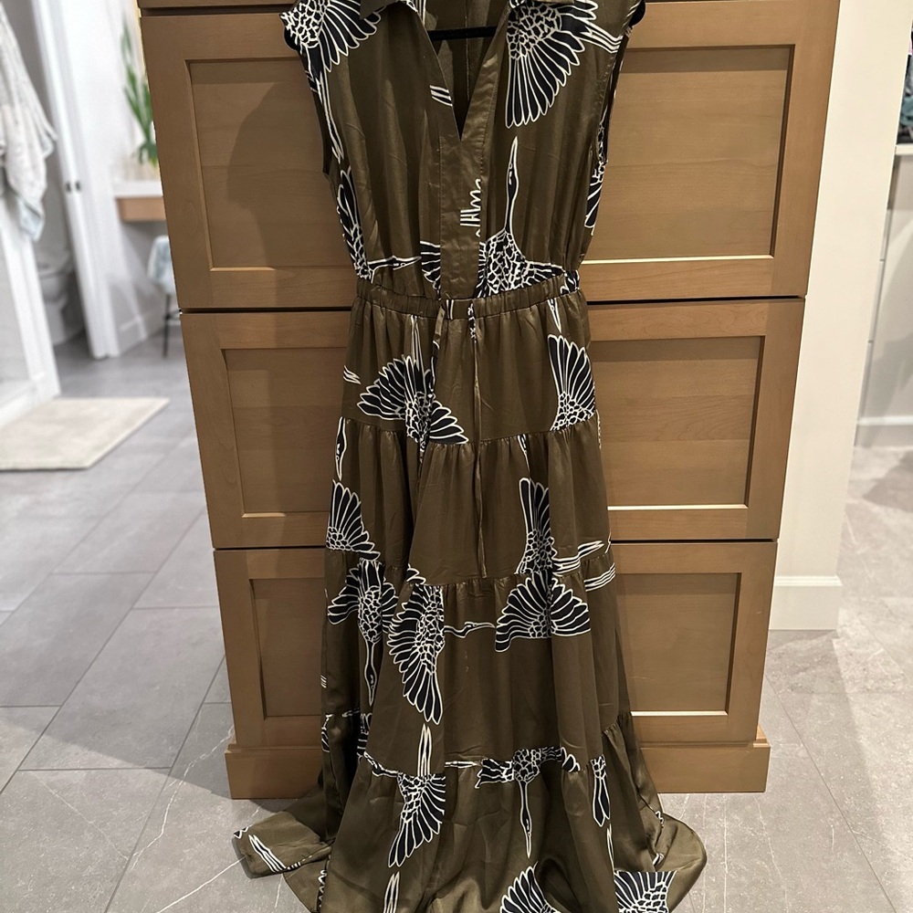 Vintage Olive Green Maxi Dress with Bird Print ✨ Classic ✨